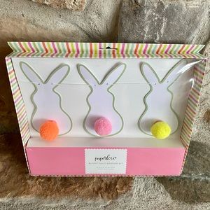 New in box, Paperlove “Bunny Tails” Banner Kit 🐰